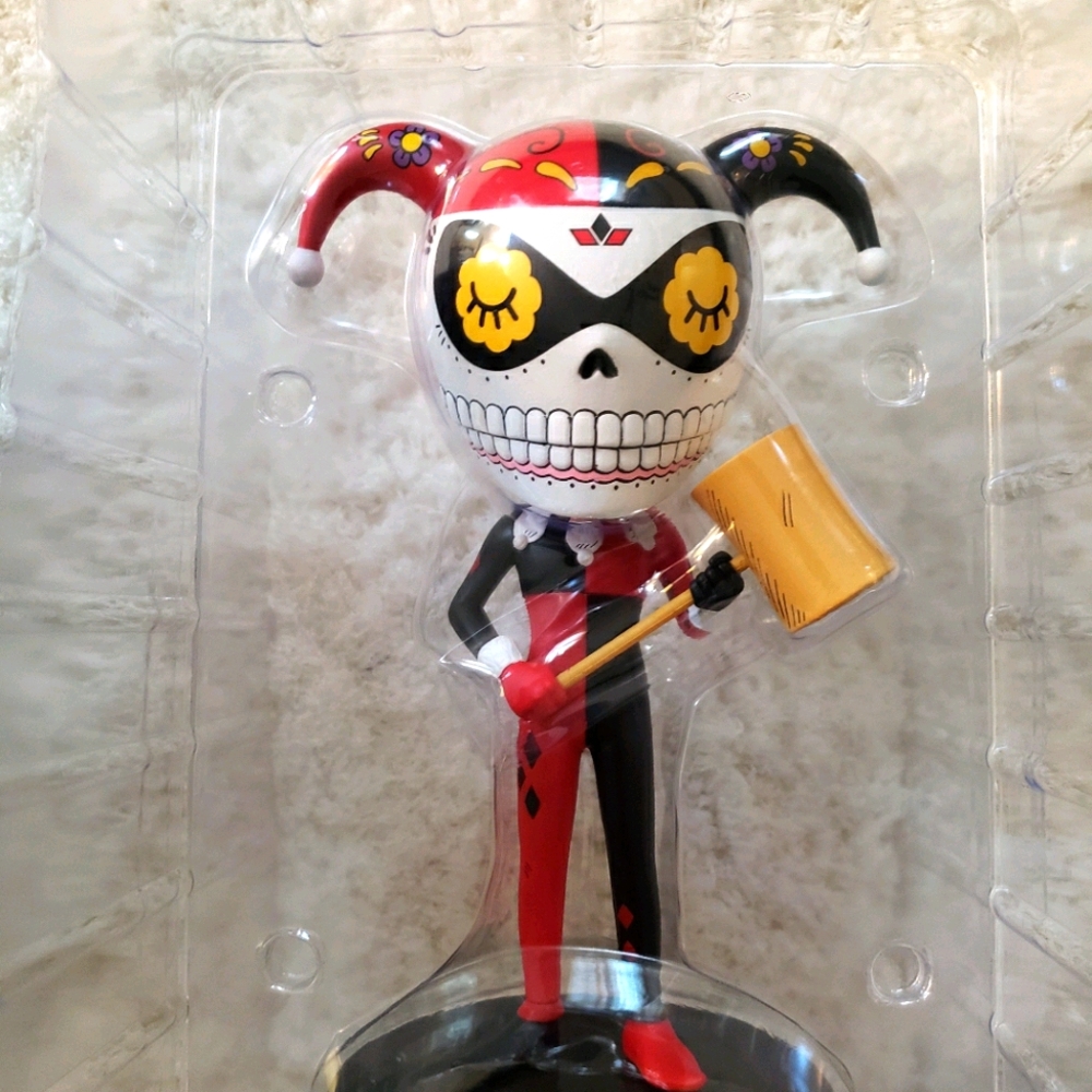 Brand new Harley Quinn Calavera